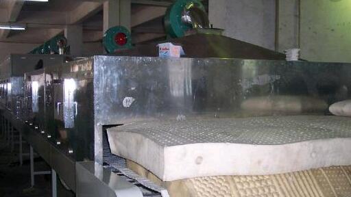 給小孩子買什么樣的床墊好？